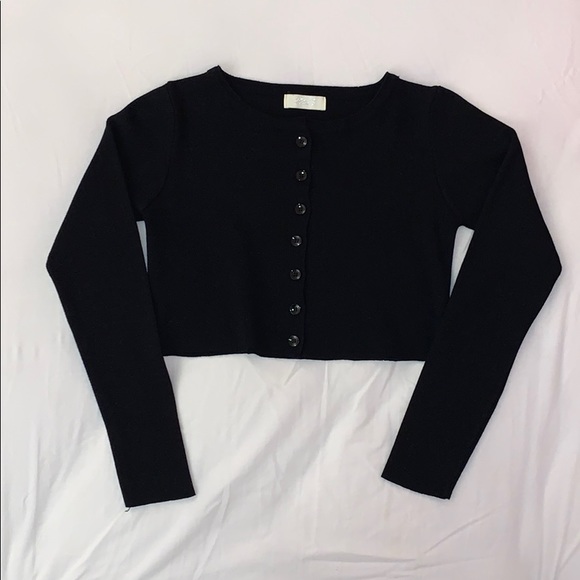 Black Cropped Long Sleeve - Picture 1 of 2